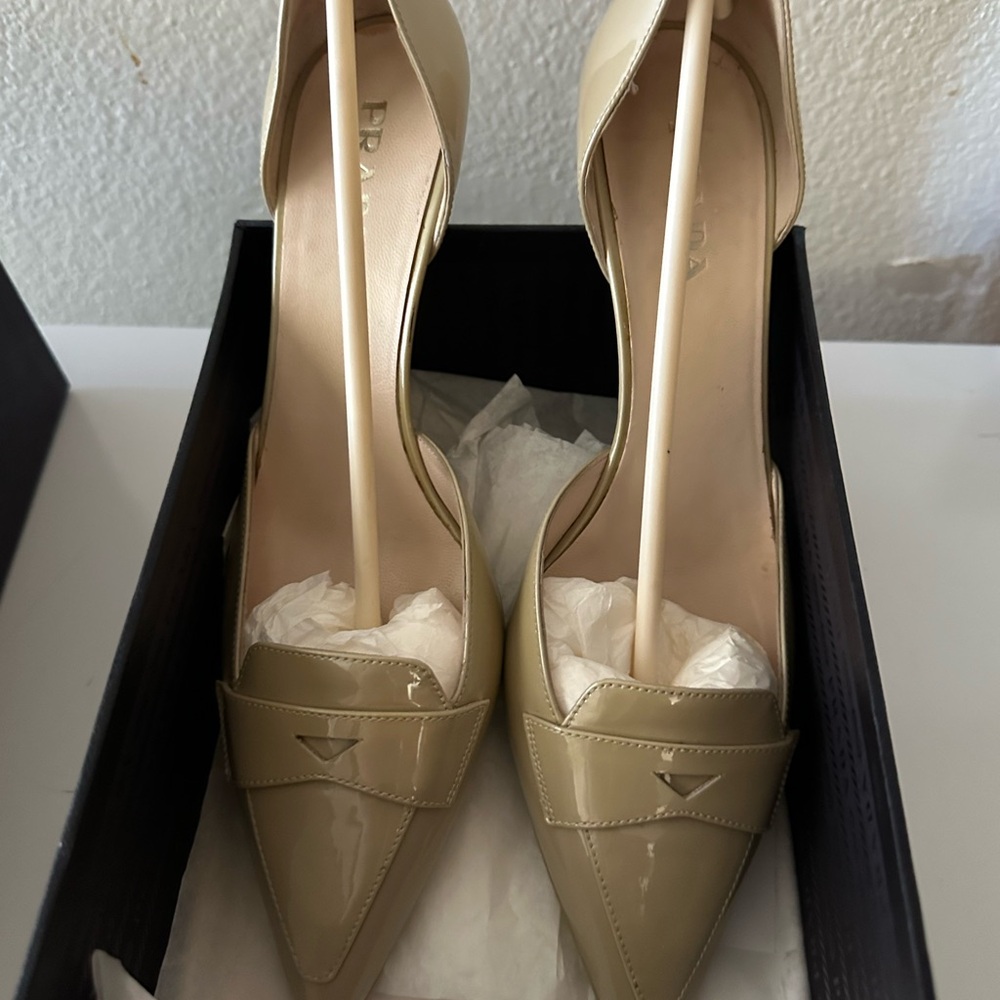 Prada Tan Heels with Patent Leather and Stiletto Design
